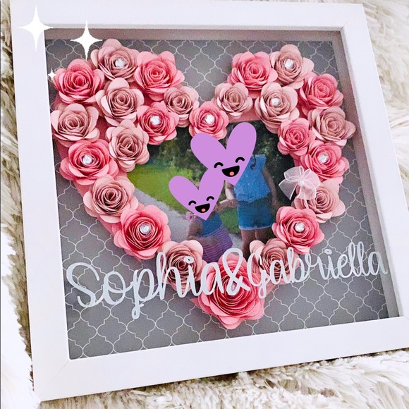 Heart shaped flower made shadow box - Picture 1 of 2